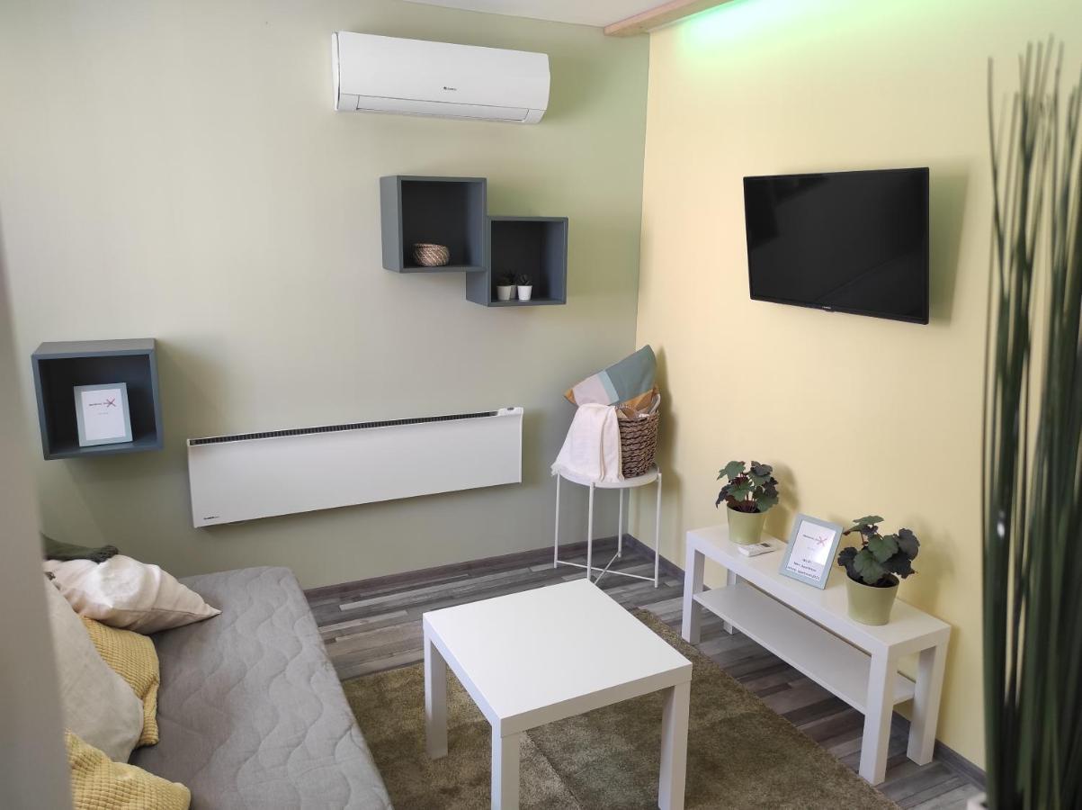7 Days Apartment Makó 外观 照片