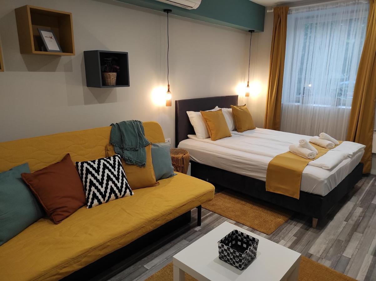 7 Days Apartment Makó 外观 照片
