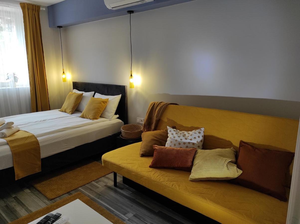 7 Days Apartment Makó 外观 照片